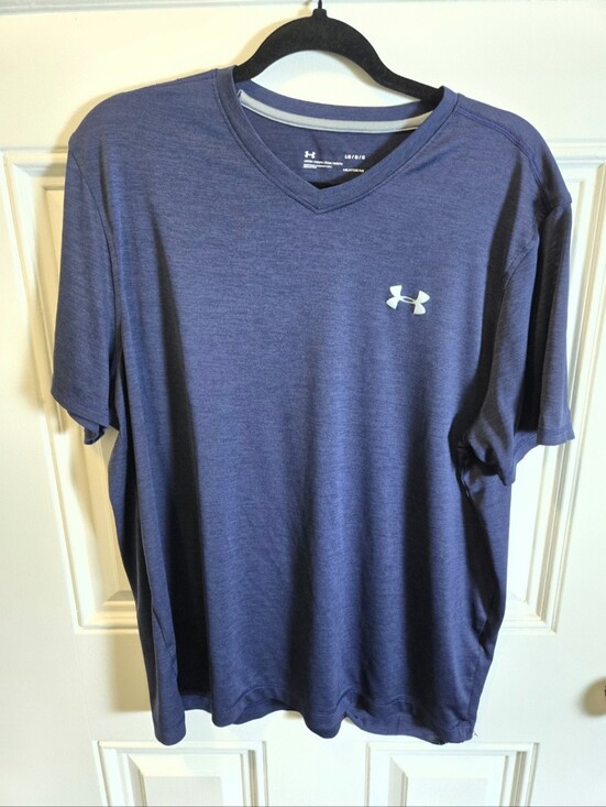 Under Armour Other - Under Armour HeatGear V Neck Athletic Tee Mens Large Blue Loose Fit 1253535